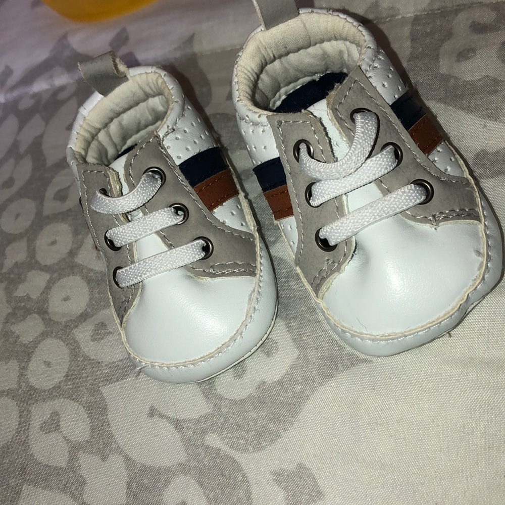 Newborn baby shoes